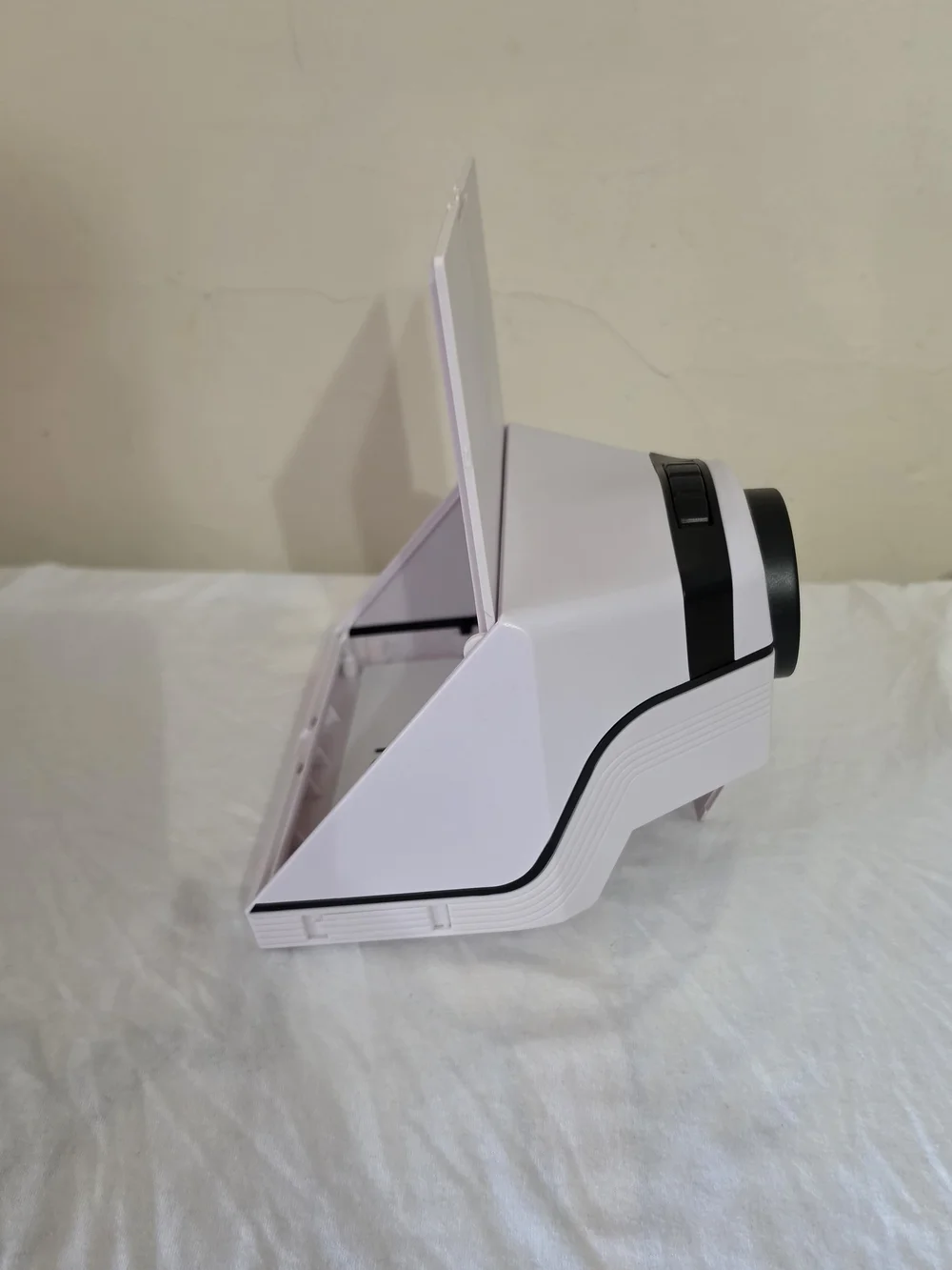 Smartphone Projector Portable White And Black Phone Projector